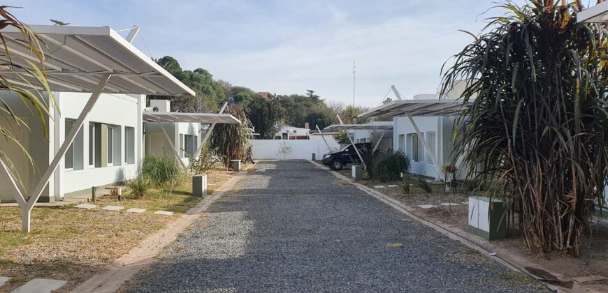 HOUSING PINAR DE CABRERA UNIDADES DE 2 DORMITORIOS A 400 METROS DEL CENTRO DE VILLA ALLENDE